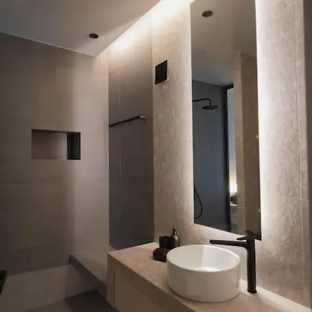 Id Residences 202 Apartment *