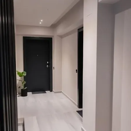 Apartment Id Residences 202 *