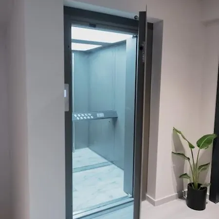 Id Residences 202